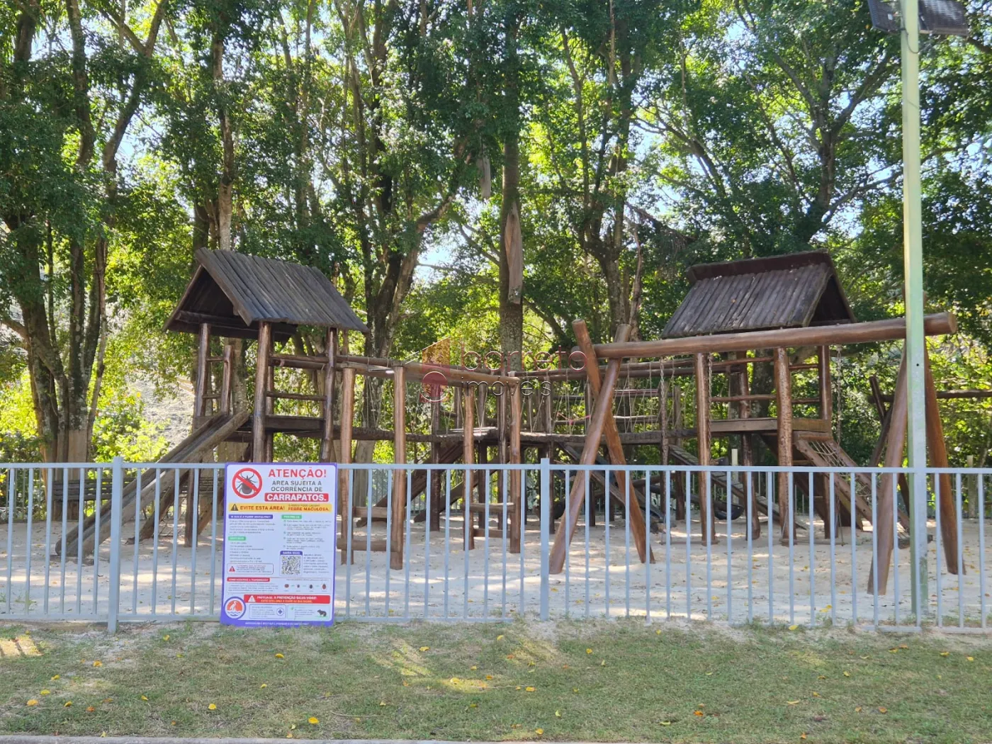 TERRENO À VENDA NO CONDOMÍNIO LAGUNA – VÁRZEA PAULISTA/SP