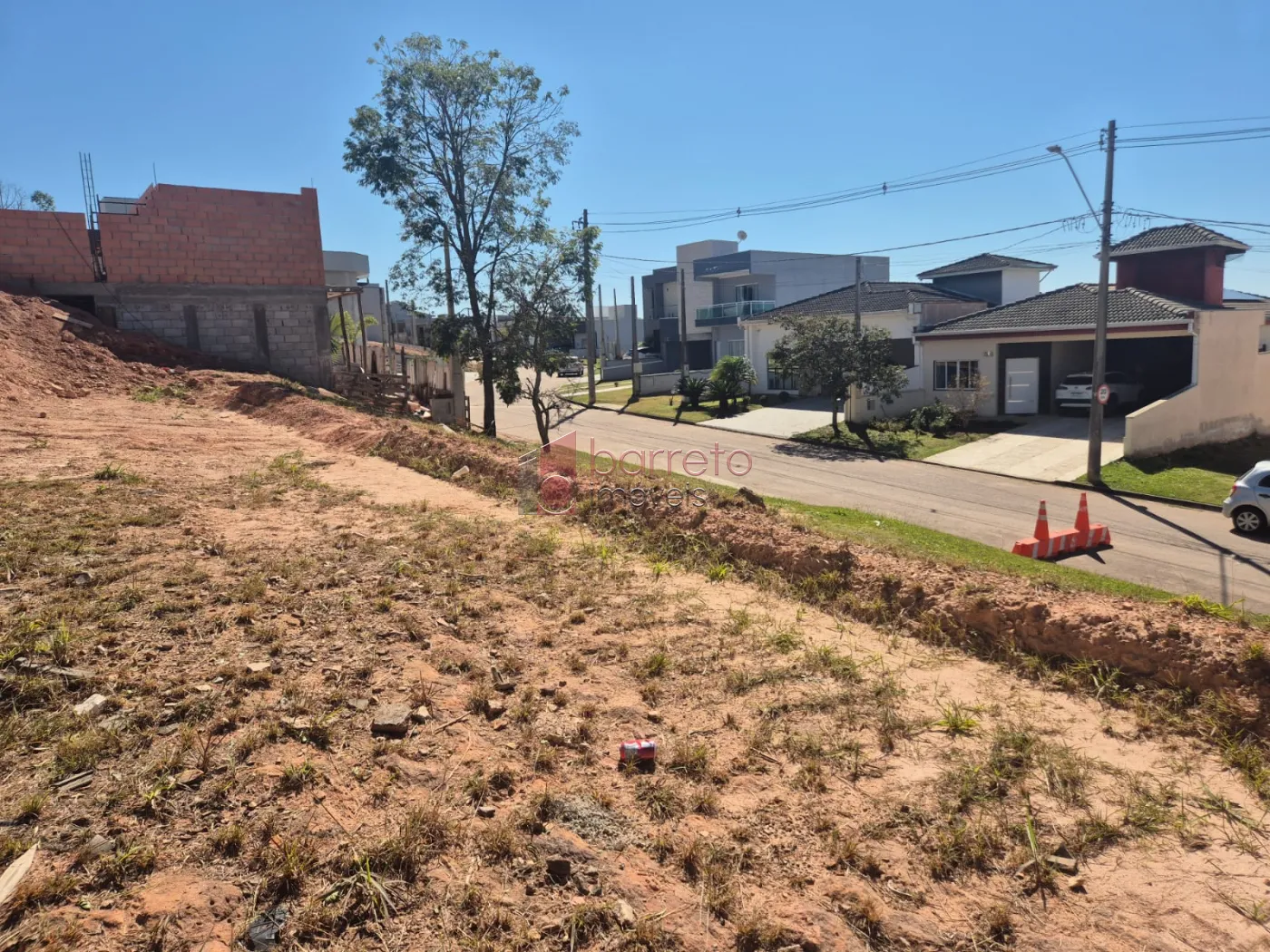 TERRENO À VENDA NO CONDOMÍNIO LAGUNA – VÁRZEA PAULISTA/SP