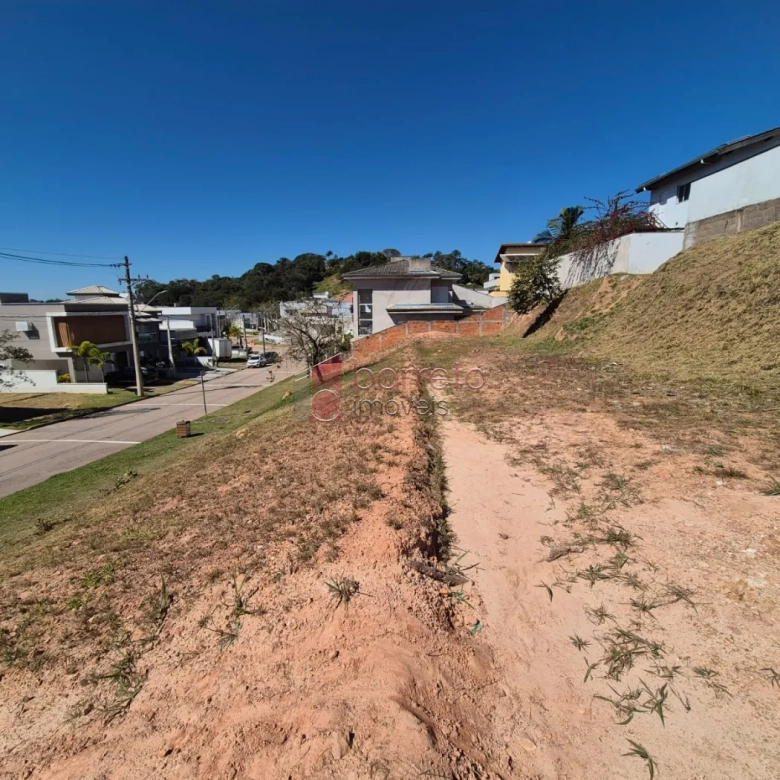 TERRENO À VENDA NO CONDOMÍNIO LAGUNA – VÁRZEA PAULISTA/SP