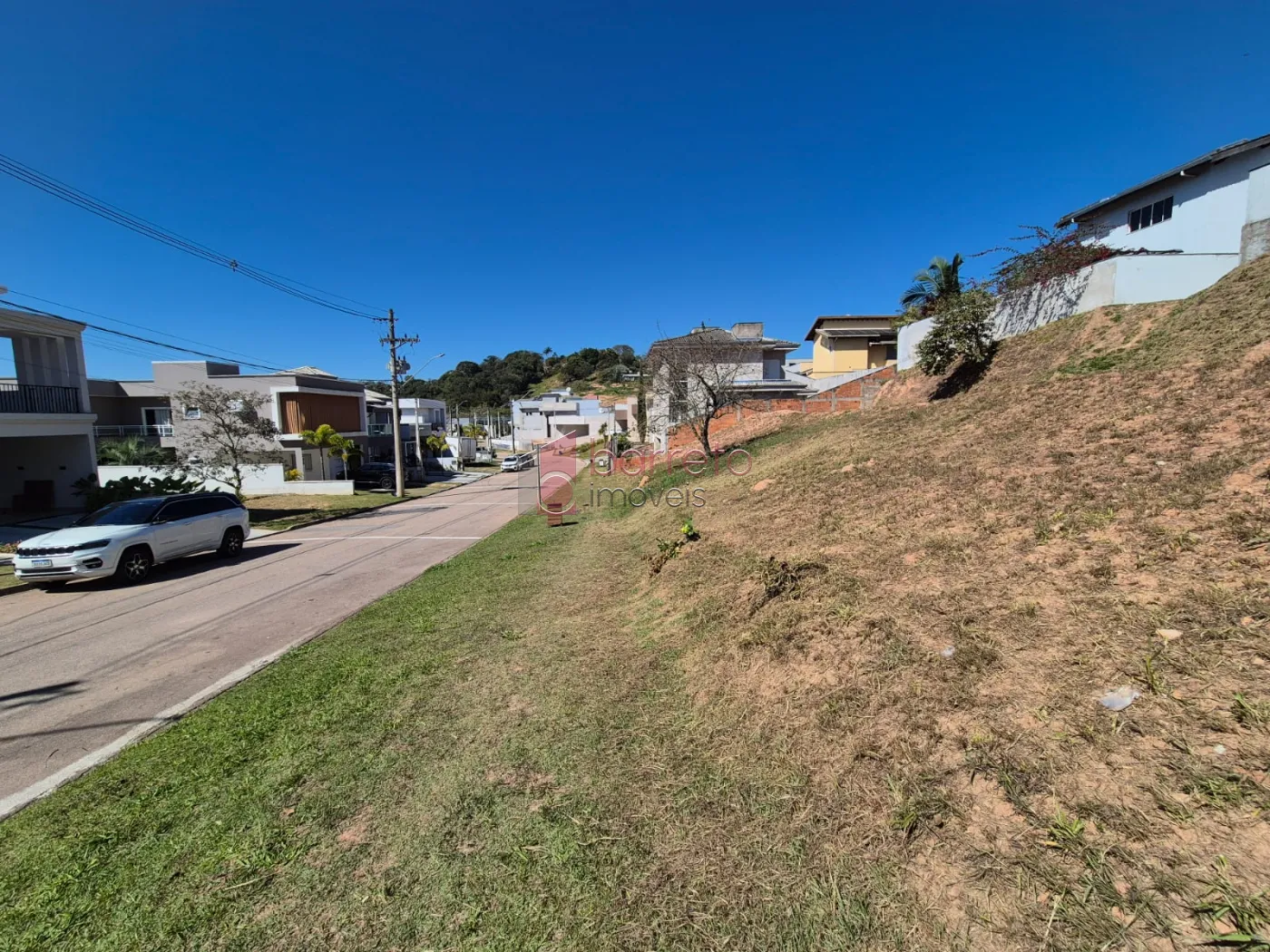 TERRENO À VENDA NO CONDOMÍNIO LAGUNA – VÁRZEA PAULISTA/SP