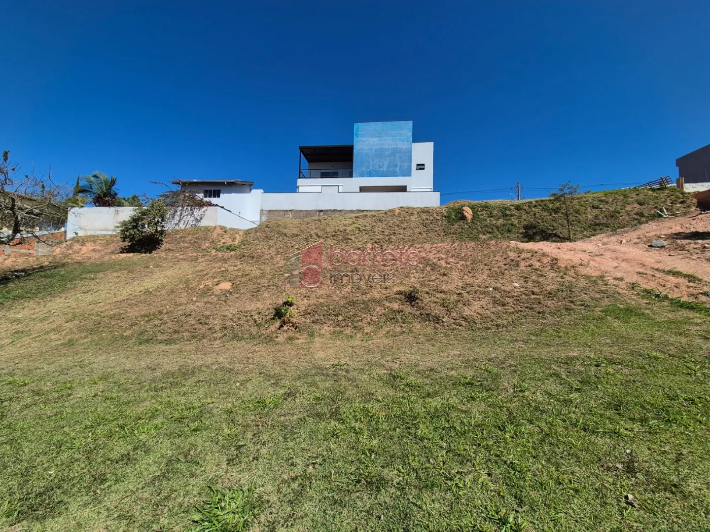 TERRENO À VENDA NO CONDOMÍNIO LAGUNA – VÁRZEA PAULISTA/SP