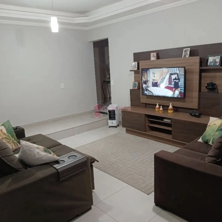 CASA À VENDA NA VILA NAMBI EM JUNDIAÍ/SP