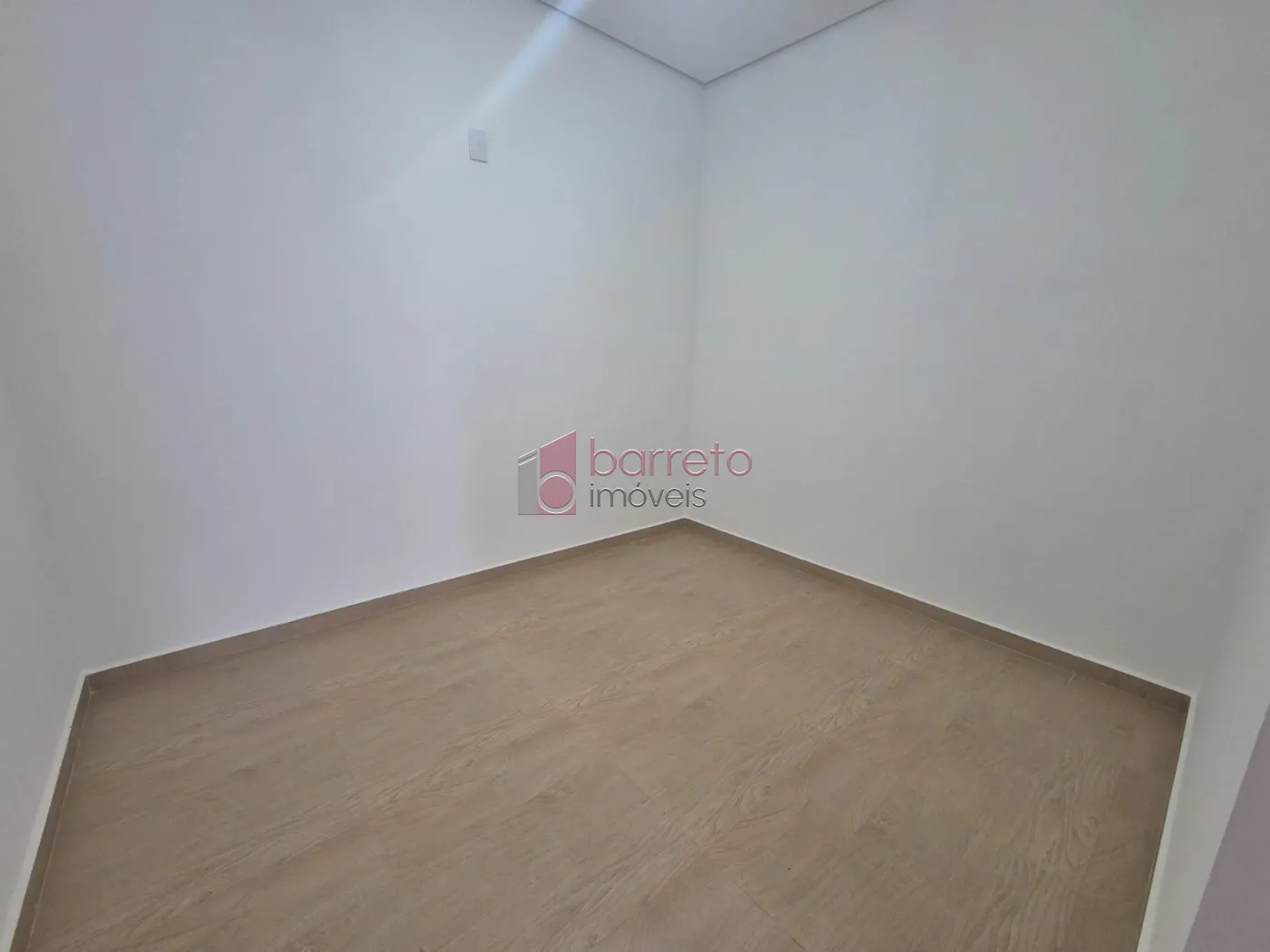CASA RECÉM CONSTRUÍDA À VENDA NO CONDOMÍNIO BRISAS DA MATA EM JUNDIAÍ/SP