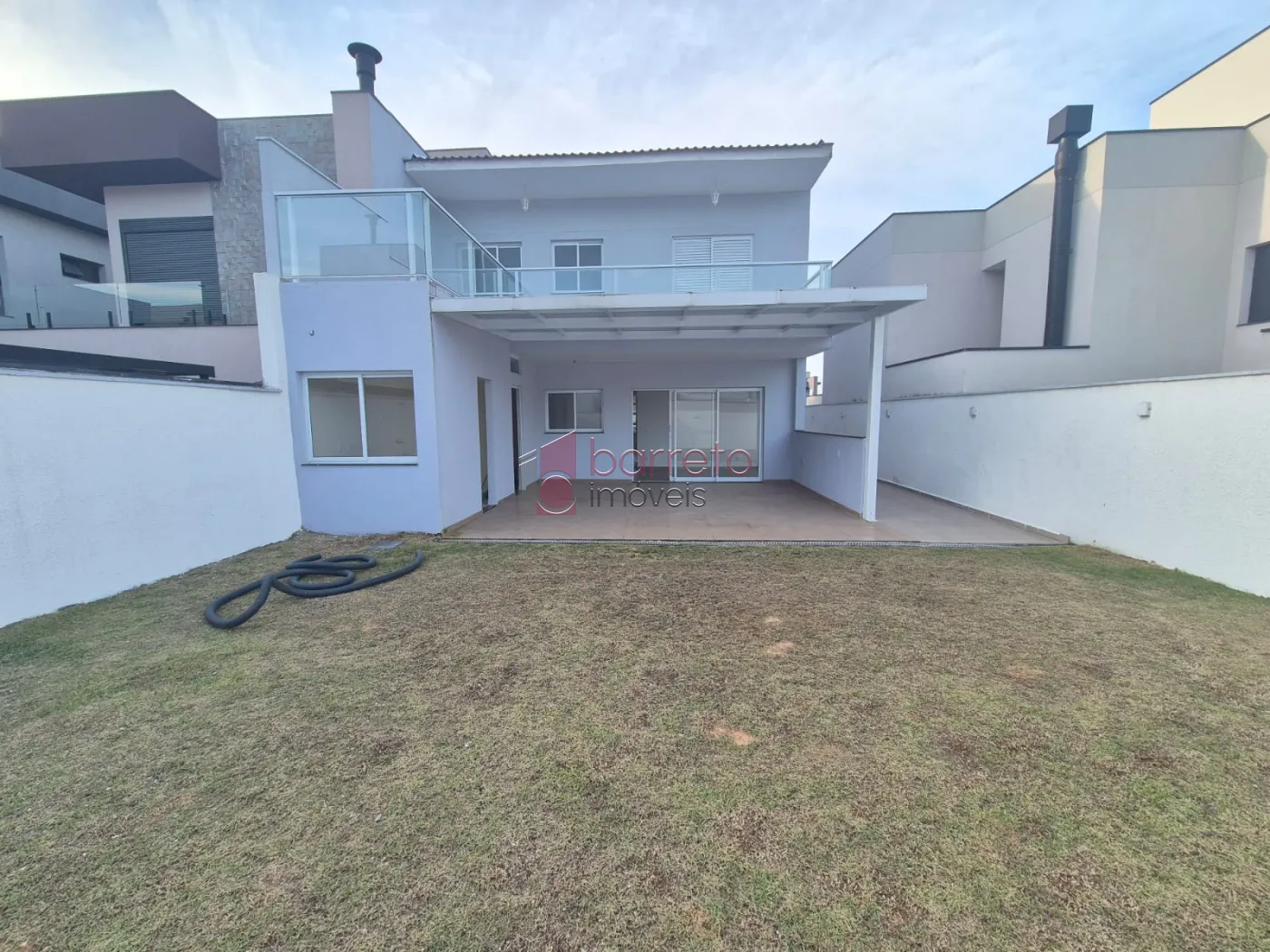 CASA RECÉM CONSTRUÍDA À VENDA NO CONDOMÍNIO BRISAS DA MATA EM JUNDIAÍ/SP