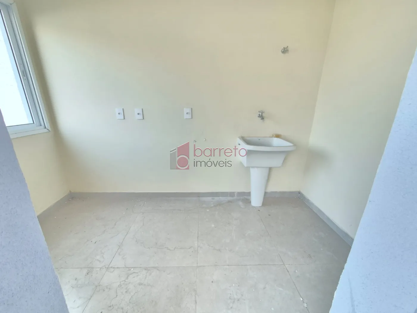 CASA RECÉM CONSTRUÍDA À VENDA NO CONDOMÍNIO BRISAS DA MATA EM JUNDIAÍ/SP