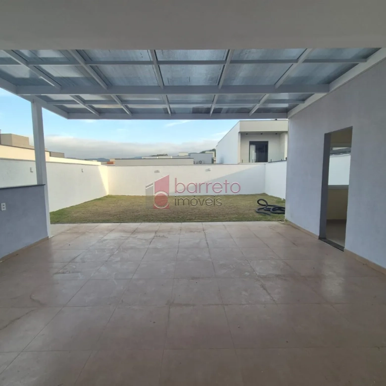 CASA RECÉM CONSTRUÍDA À VENDA NO CONDOMÍNIO BRISAS DA MATA EM JUNDIAÍ/SP