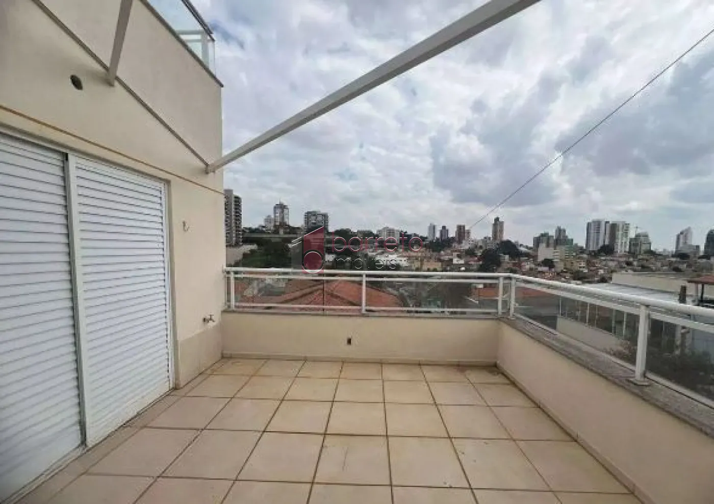 SOBRADO PARA VENDA E LOCAÇÃO NO BAIRRO BELA VISTA – JUNDIAÍ/SP