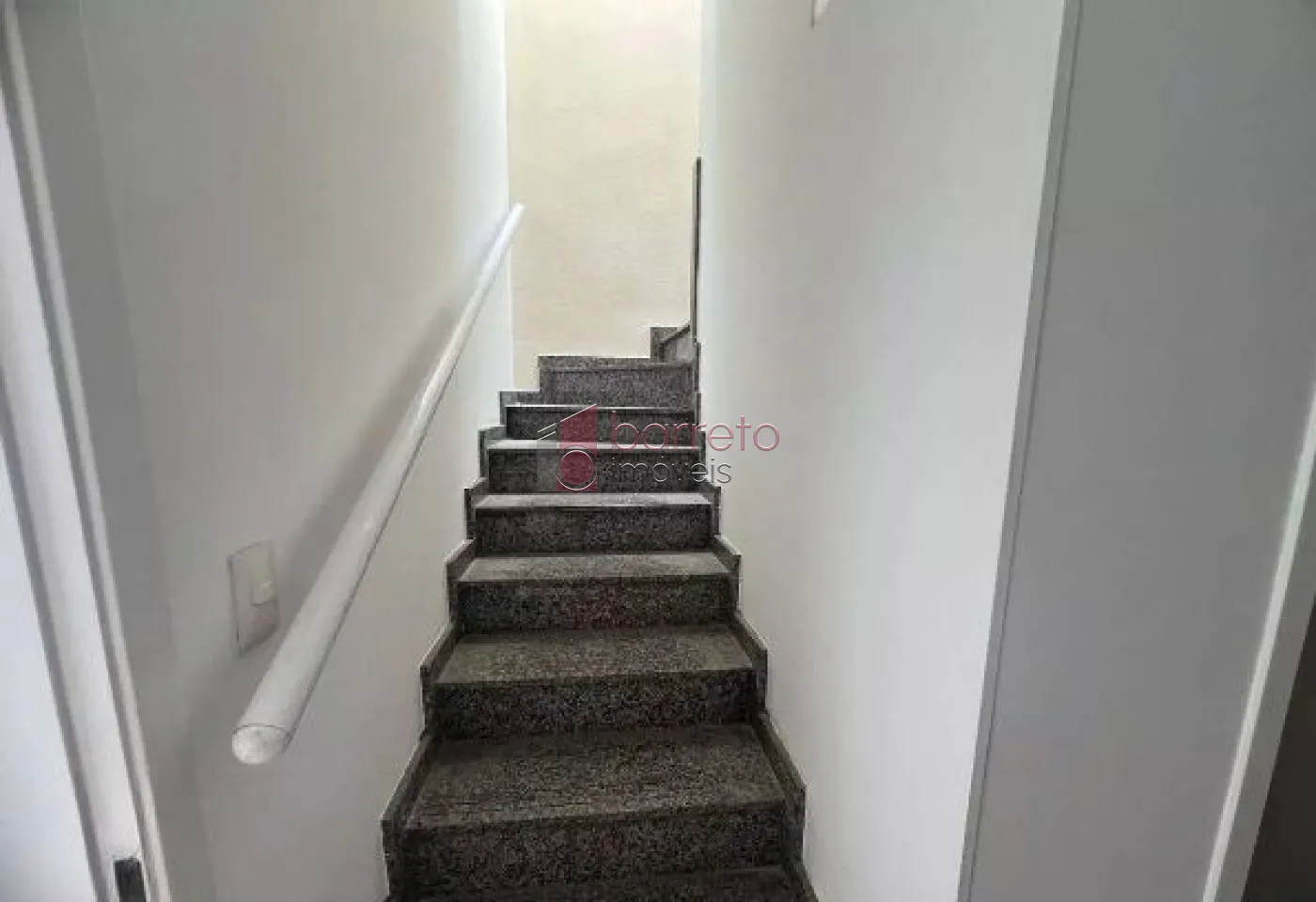 SOBRADO PARA VENDA E LOCAÇÃO NO BAIRRO BELA VISTA – JUNDIAÍ/SP