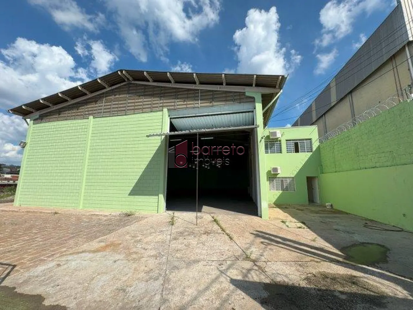 GALPÃO COMERCIAL PARA LOCAÇÃO E VENDA NO BAIRRO SANTA JÚLIA – ITUPEVA/SP