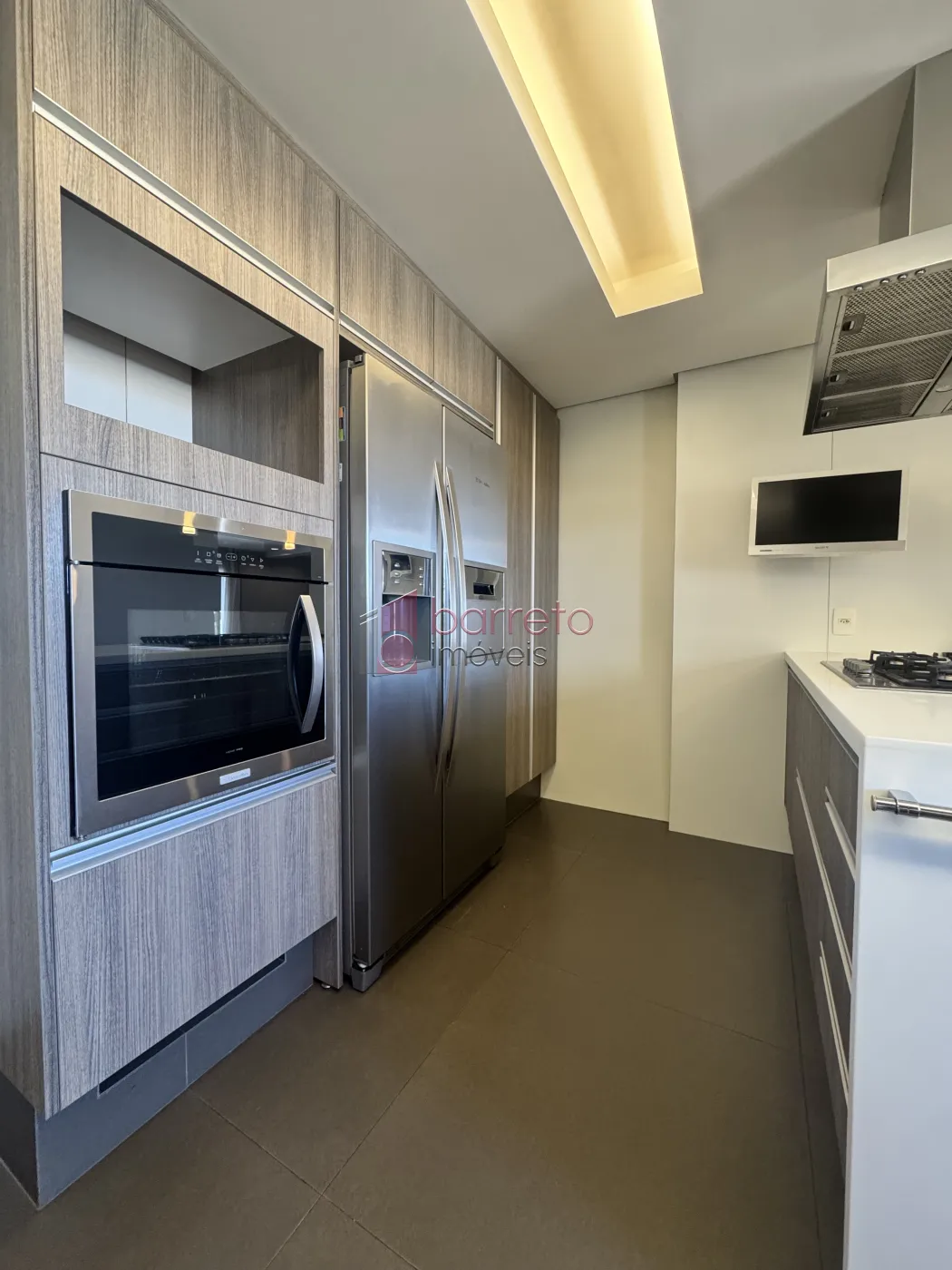 COBERTURA DUPLEX MOBILIADA PARA VENDA E LOCAÇÃO NO CONDOMÍNIO GOLDEN GARDEN – JUNDIAÍ/SP