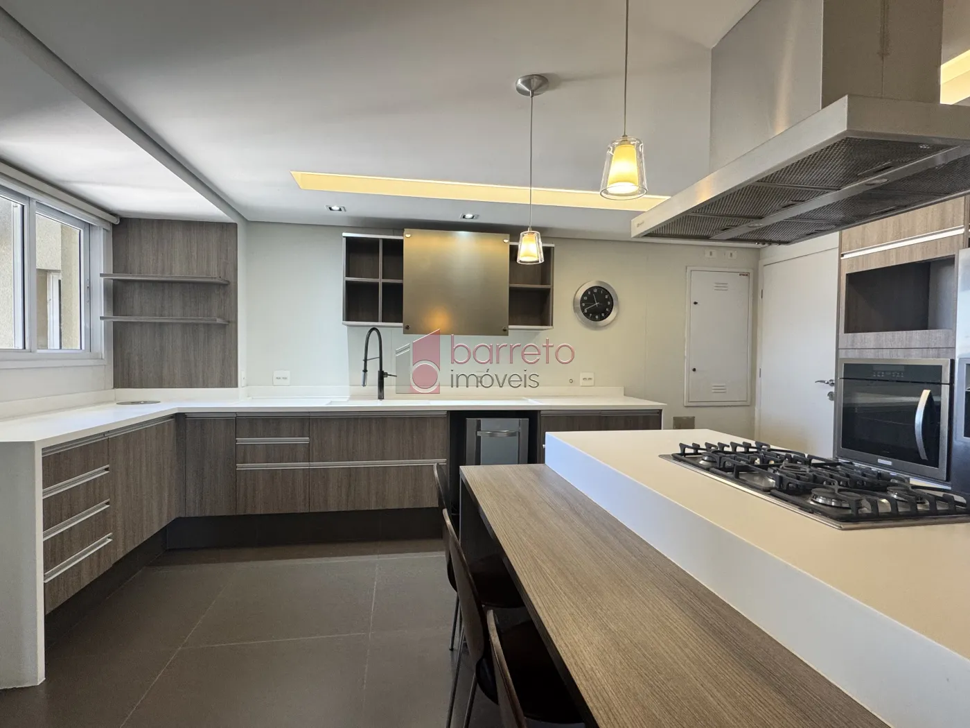 COBERTURA DUPLEX MOBILIADA PARA VENDA E LOCAÇÃO NO CONDOMÍNIO GOLDEN GARDEN – JUNDIAÍ/SP