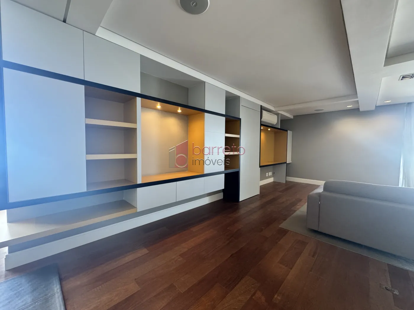 COBERTURA DUPLEX MOBILIADA PARA VENDA E LOCAÇÃO NO CONDOMÍNIO GOLDEN GARDEN – JUNDIAÍ/SP