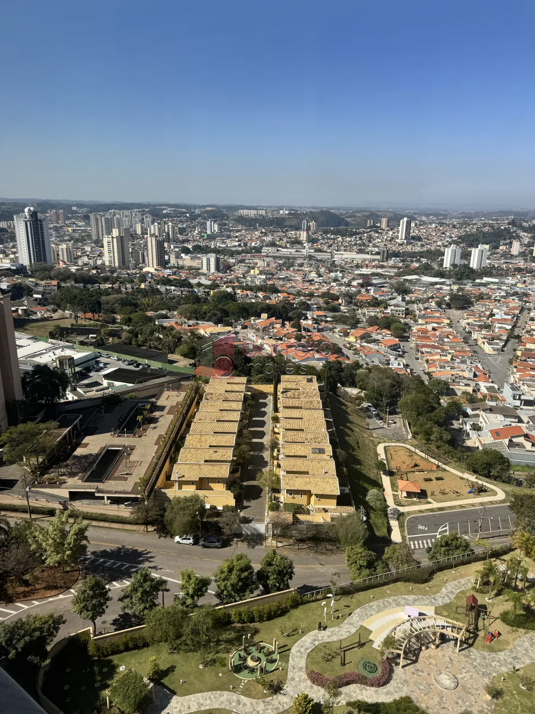 COBERTURA DUPLEX MOBILIADA PARA VENDA E LOCAÇÃO NO CONDOMÍNIO GOLDEN GARDEN – JUNDIAÍ/SP