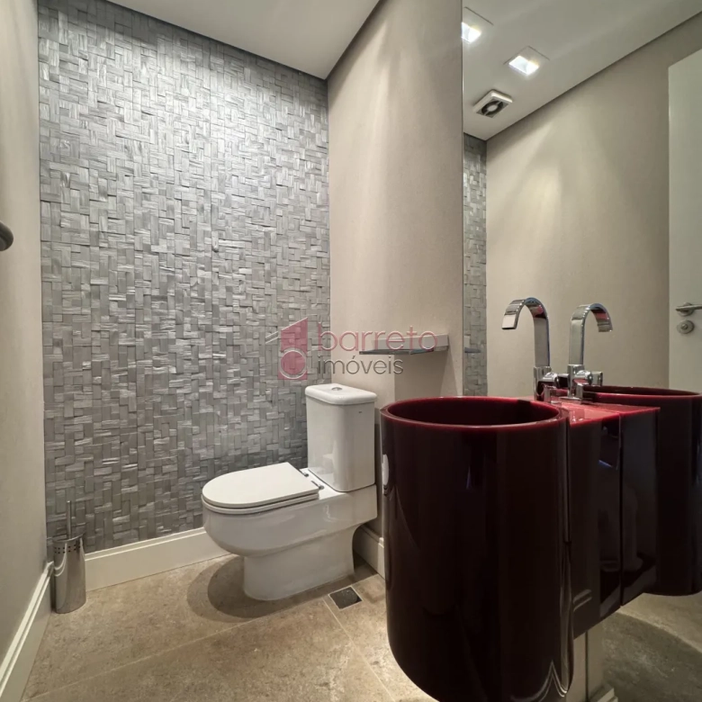 COBERTURA DUPLEX MOBILIADA PARA VENDA E LOCAÇÃO NO CONDOMÍNIO GOLDEN GARDEN – JUNDIAÍ/SP
