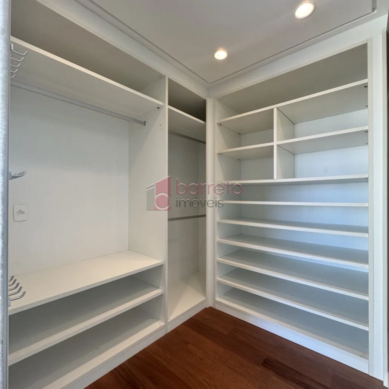 COBERTURA DUPLEX MOBILIADA PARA VENDA E LOCAÇÃO NO CONDOMÍNIO GOLDEN GARDEN – JUNDIAÍ/SP
