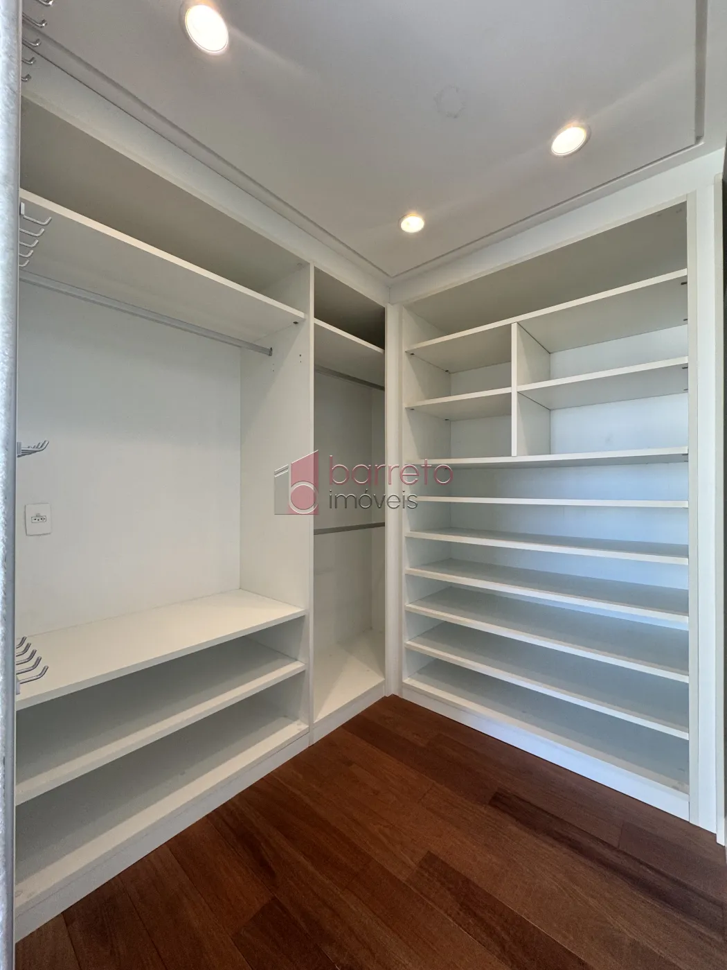 COBERTURA DUPLEX MOBILIADA PARA VENDA E LOCAÇÃO NO CONDOMÍNIO GOLDEN GARDEN – JUNDIAÍ/SP
