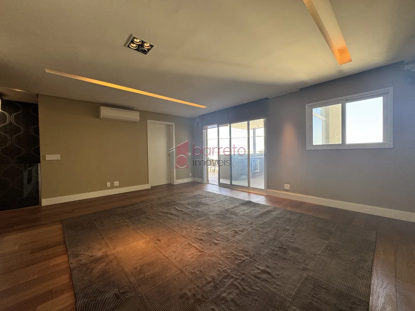 COBERTURA DUPLEX MOBILIADA PARA VENDA E LOCAÇÃO NO CONDOMÍNIO GOLDEN GARDEN – JUNDIAÍ/SP