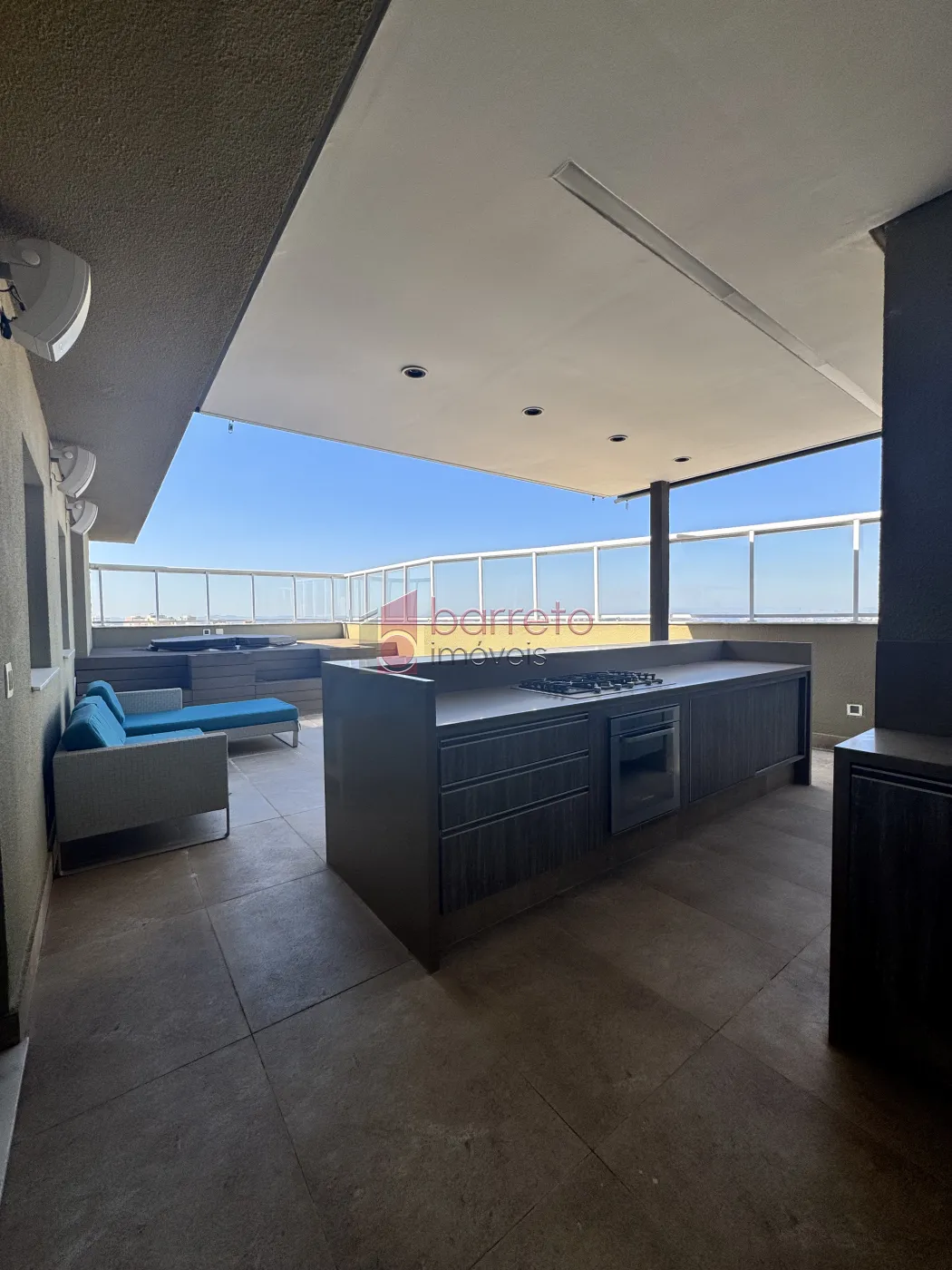 COBERTURA DUPLEX MOBILIADA PARA VENDA E LOCAÇÃO NO CONDOMÍNIO GOLDEN GARDEN – JUNDIAÍ/SP