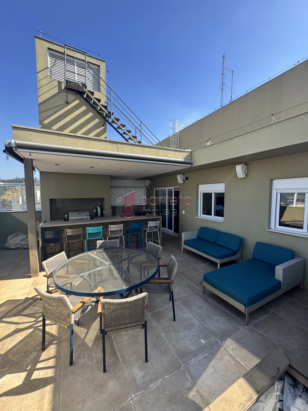COBERTURA DUPLEX MOBILIADA PARA VENDA E LOCAÇÃO NO CONDOMÍNIO GOLDEN GARDEN – JUNDIAÍ/SP