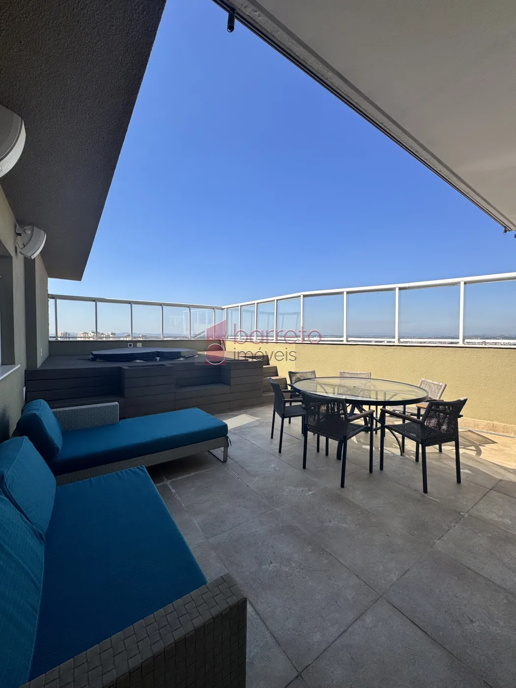 COBERTURA DUPLEX MOBILIADA PARA VENDA E LOCAÇÃO NO CONDOMÍNIO GOLDEN GARDEN – JUNDIAÍ/SP