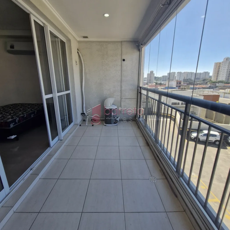 APARTAMENTO ESTILO FLAT SEMI MOBILIADO PARA LOCAÇÃO NO CONDOMÍNIO IN DESIGN NA VILA ARENS – JUNDIAÍ/SP