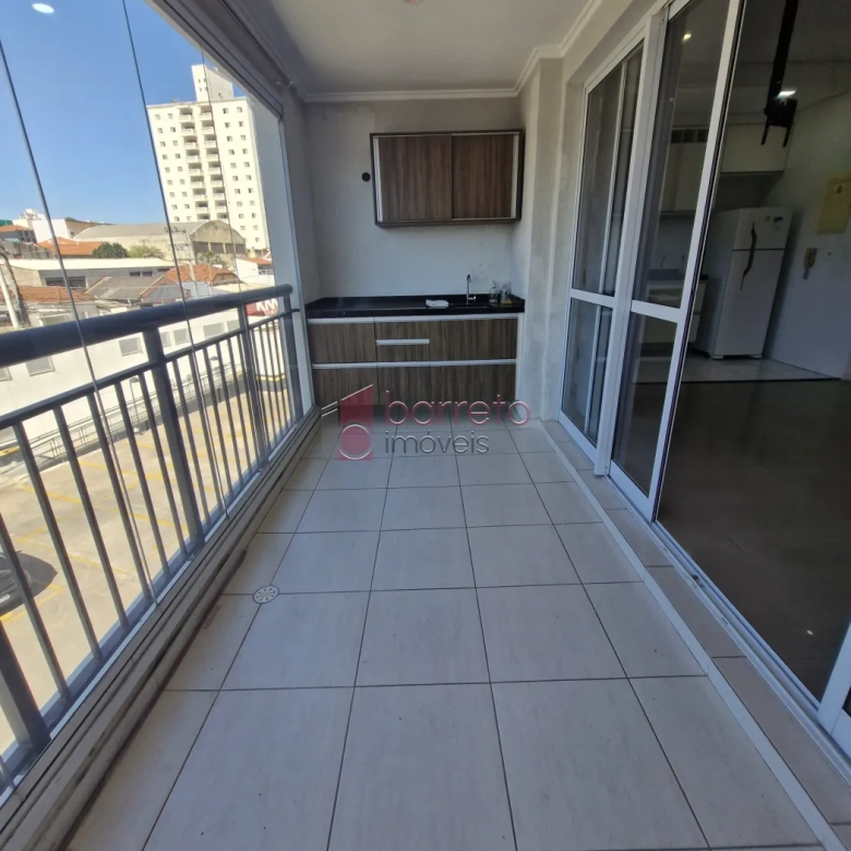 APARTAMENTO ESTILO FLAT SEMI MOBILIADO PARA LOCAÇÃO NO CONDOMÍNIO IN DESIGN NA VILA ARENS – JUNDIAÍ/SP