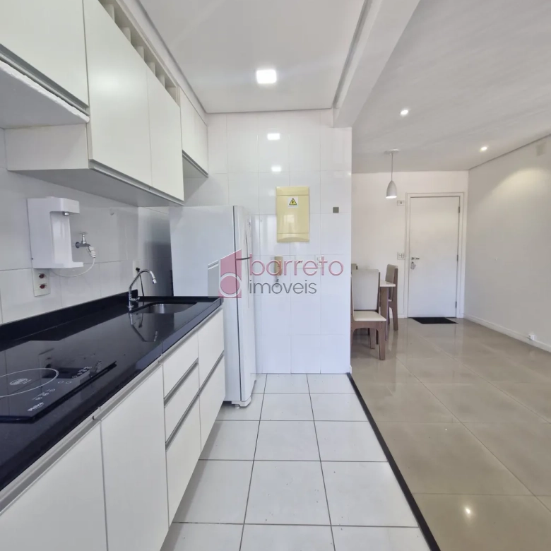 APARTAMENTO ESTILO FLAT SEMI MOBILIADO PARA LOCAÇÃO E VENDA NO CONDOMÍNIO IN DESIGN NA VILA ARENS – JUNDIAÍ/SP