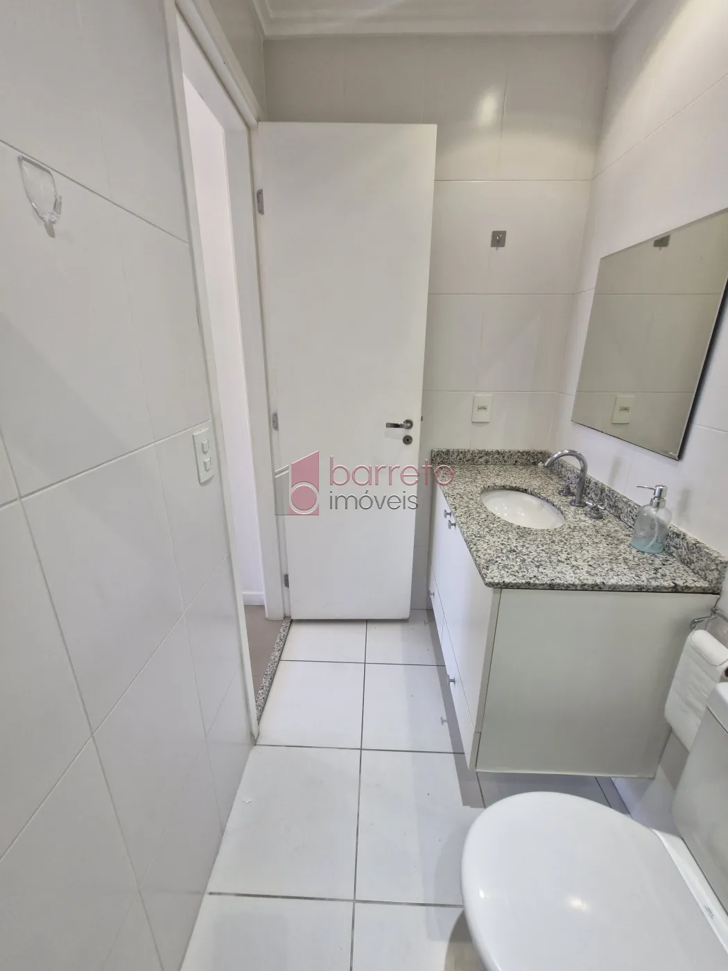 APARTAMENTO ESTILO FLAT SEMI MOBILIADO PARA LOCAÇÃO NO CONDOMÍNIO IN DESIGN NA VILA ARENS – JUNDIAÍ/SP