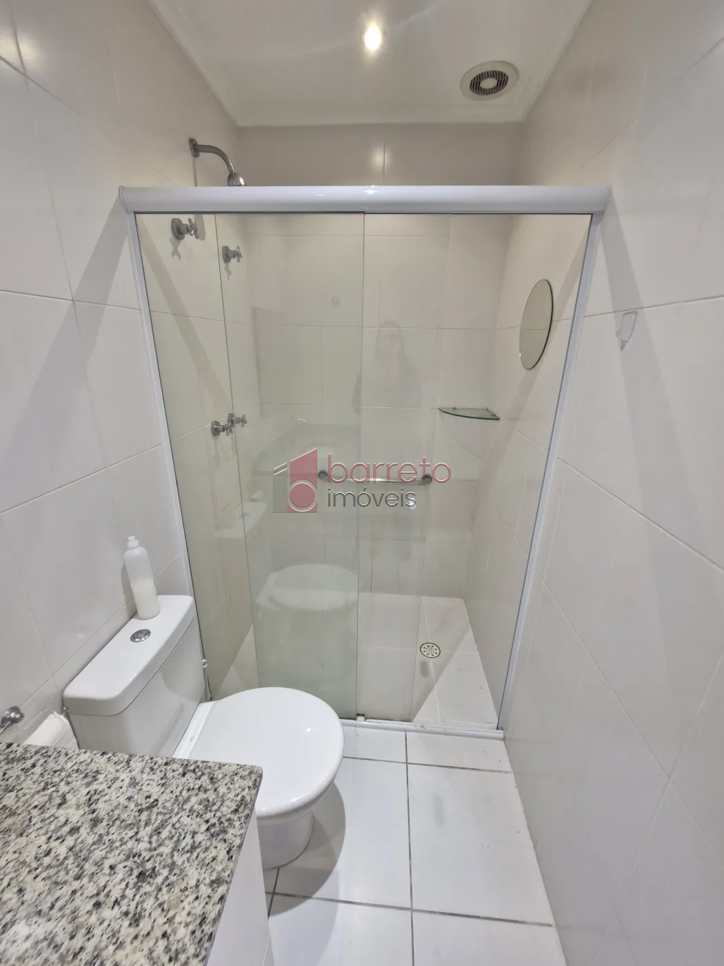 APARTAMENTO ESTILO FLAT SEMI MOBILIADO PARA LOCAÇÃO NO CONDOMÍNIO IN DESIGN NA VILA ARENS – JUNDIAÍ/SP