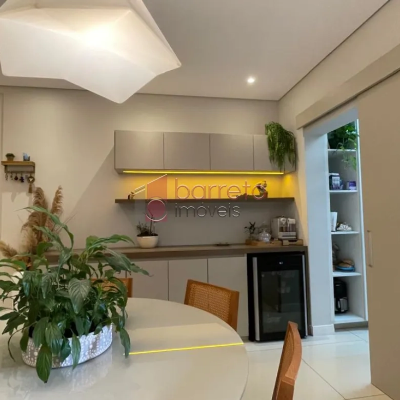 APARTAMENTO GARDEN À VENDA NO CONDOMÍNIO ELÉVE EM JUNDIAÍ/SP