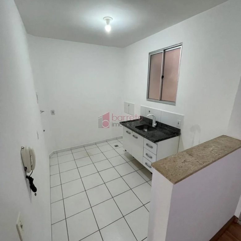 APARTAMENTO TÉRREO PARA LOCAÇÃO E VENDA NO CONDOMÍNIO PARQUE JAMILE – JUNDIAÍ/SP
