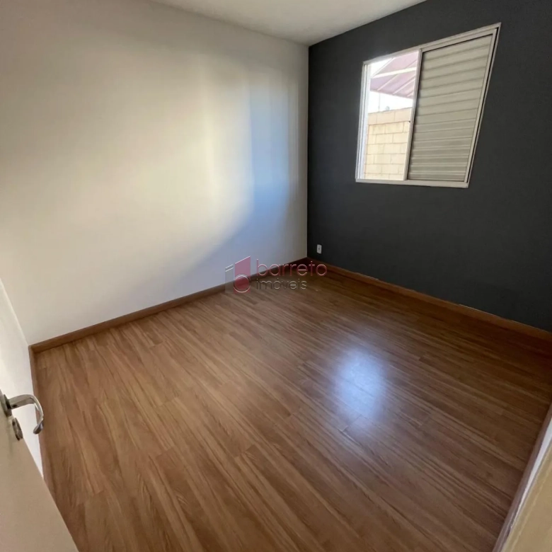 APARTAMENTO TÉRREO PARA LOCAÇÃO E VENDA NO CONDOMÍNIO PARQUE JAMILE – JUNDIAÍ/SP