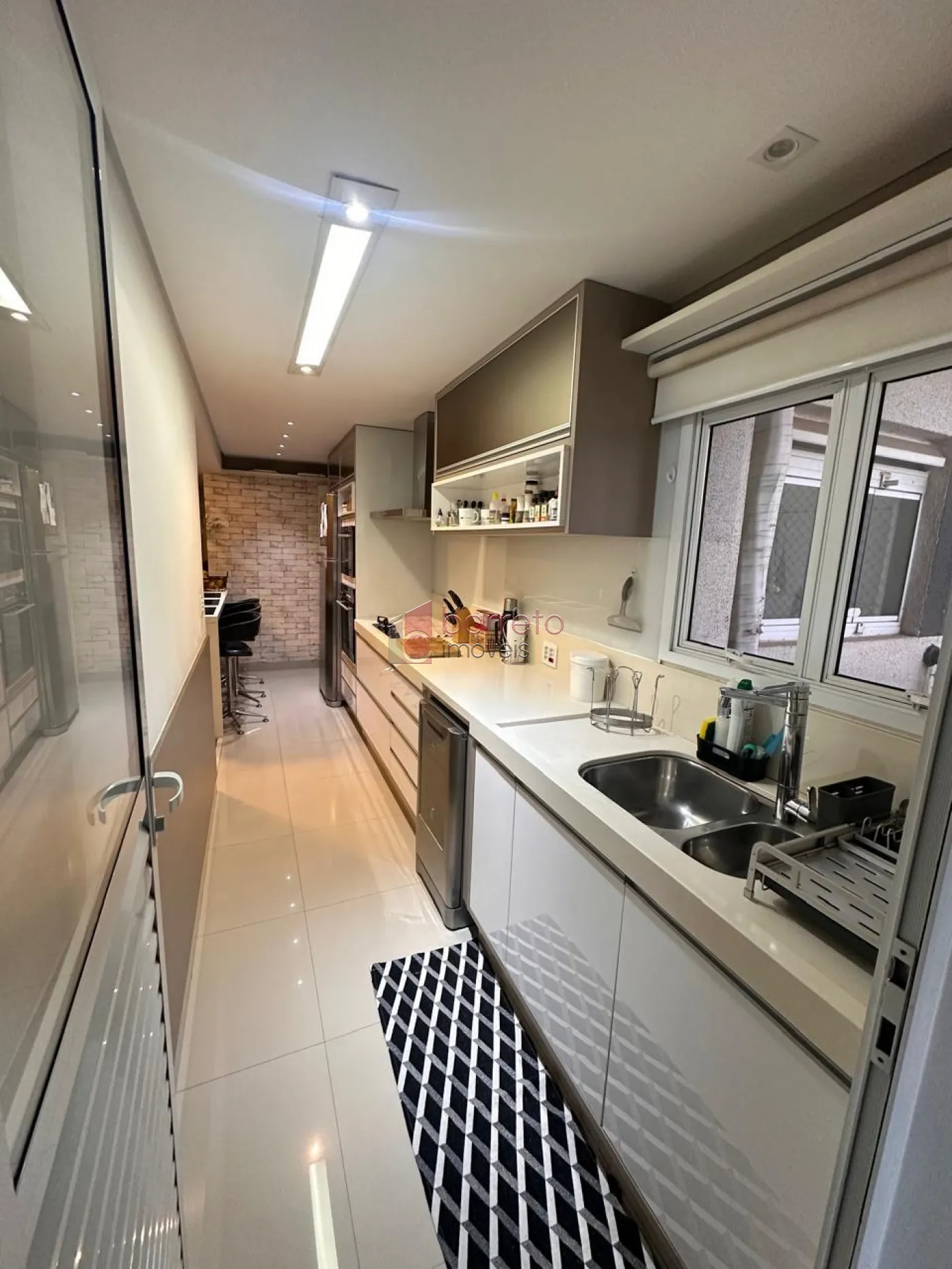 APARTAMENTO À VENDA NO CONDOMÍNIO ALTA VISTA EM JUNDIAÍ/SP