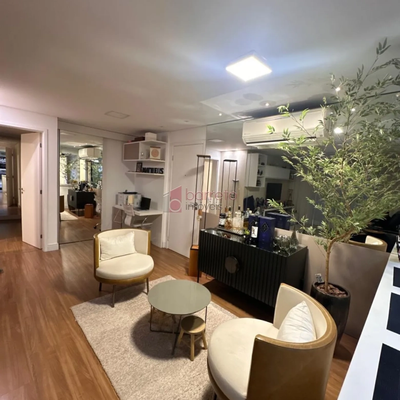 APARTAMENTO À VENDA NO CONDOMÍNIO ALTA VISTA EM JUNDIAÍ/SP