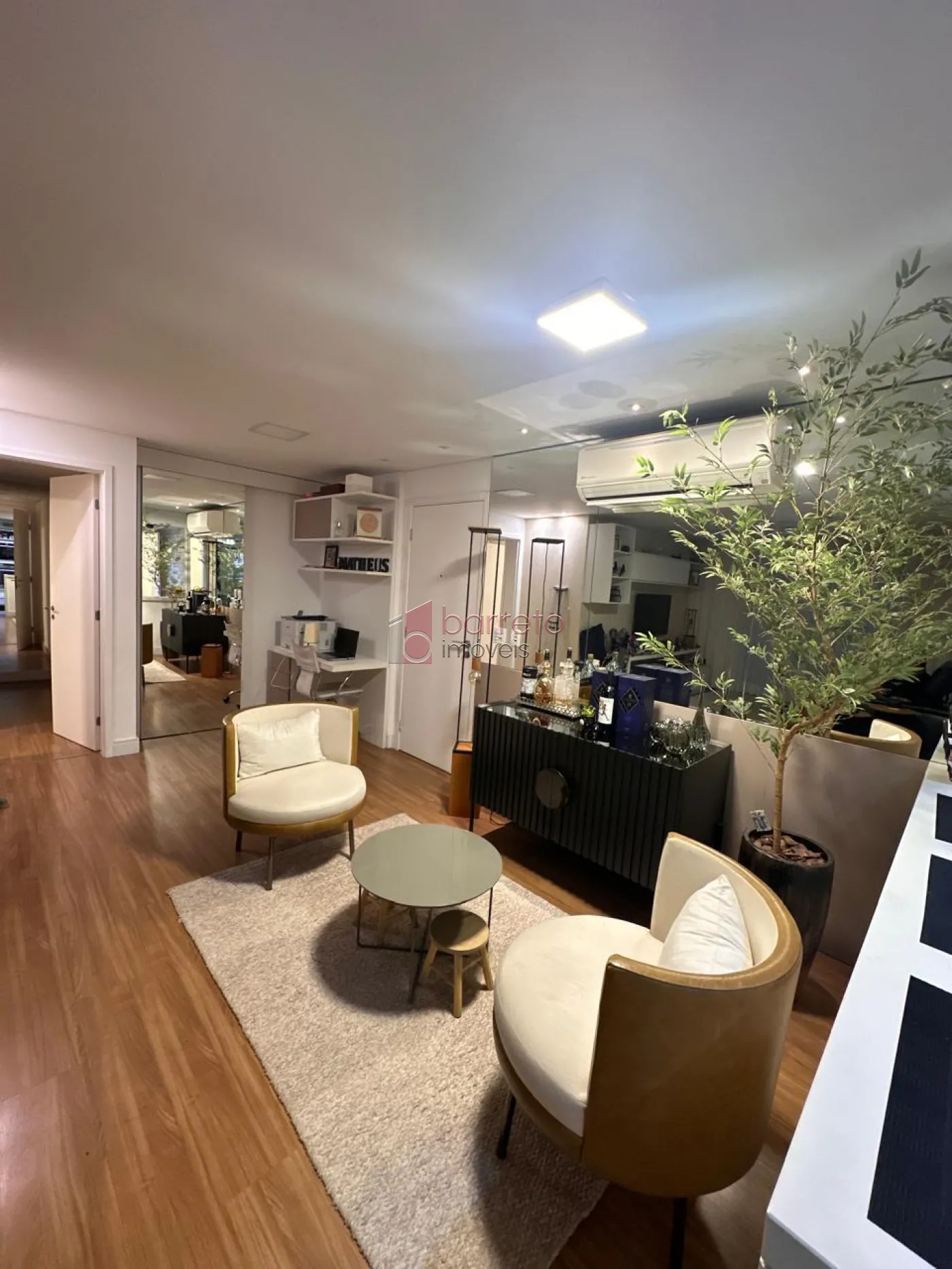 APARTAMENTO À VENDA NO CONDOMÍNIO ALTA VISTA EM JUNDIAÍ/SP
