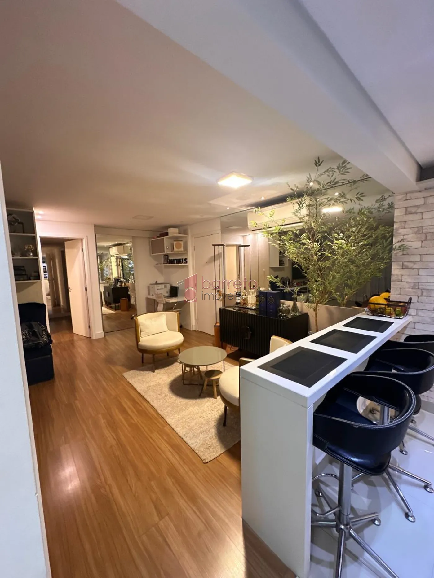 APARTAMENTO À VENDA NO CONDOMÍNIO ALTA VISTA EM JUNDIAÍ/SP
