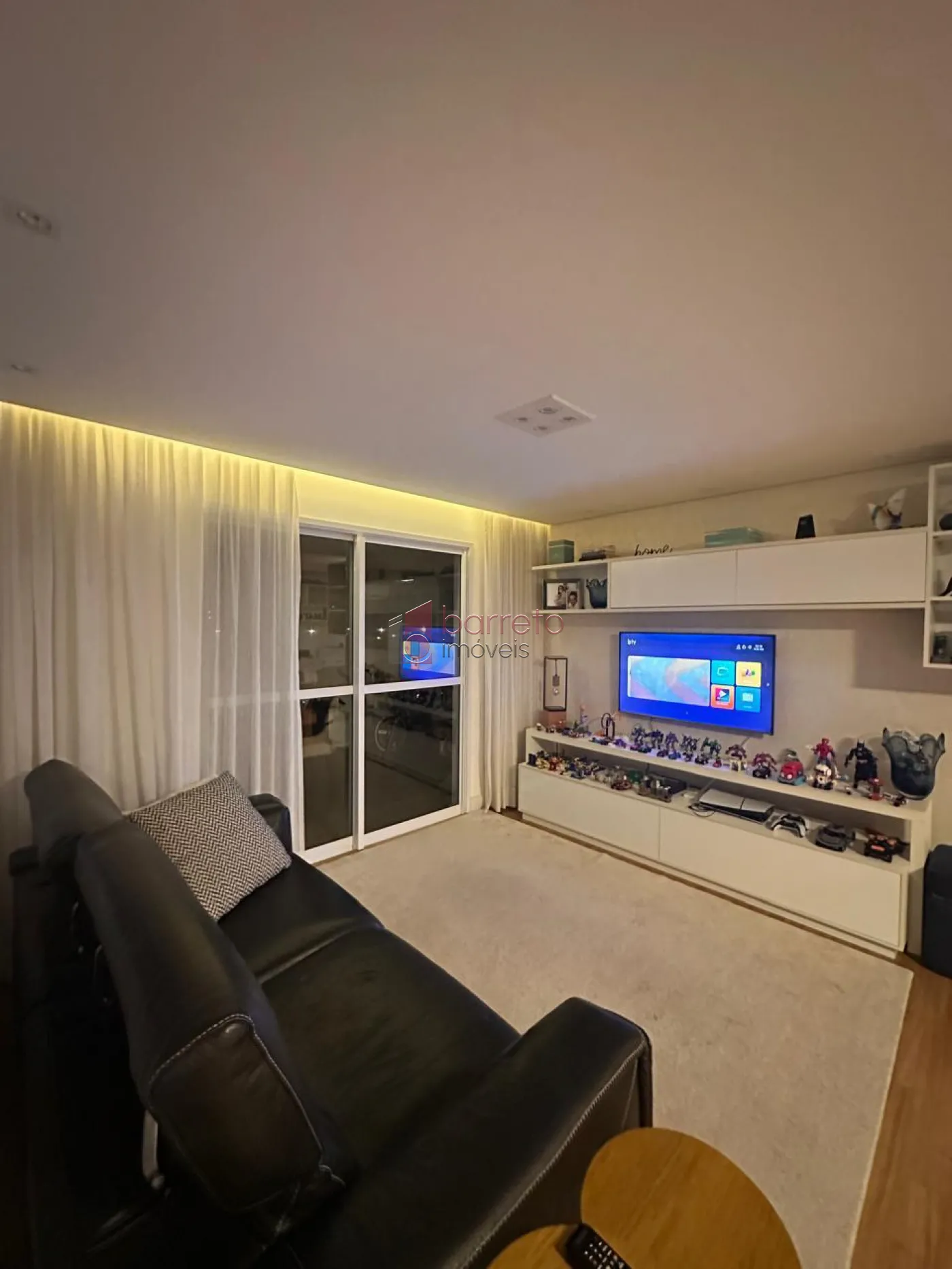 APARTAMENTO À VENDA NO CONDOMÍNIO ALTA VISTA EM JUNDIAÍ/SP