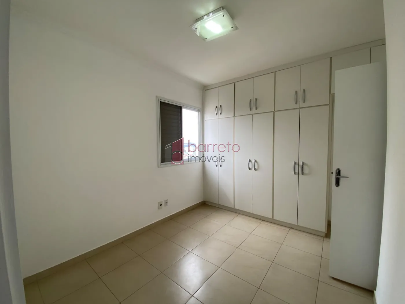 APARTAMENTO PARA VENDA E LOCAÇÃO NO EDIFÍCIO SAINT JAMES – JUNDIAÍ/SP