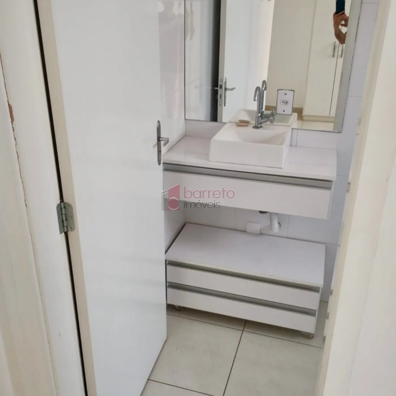APARTAMENTO PARA VENDA E LOCAÇÃO NO EDIFÍCIO SAINT JAMES – JUNDIAÍ/SP