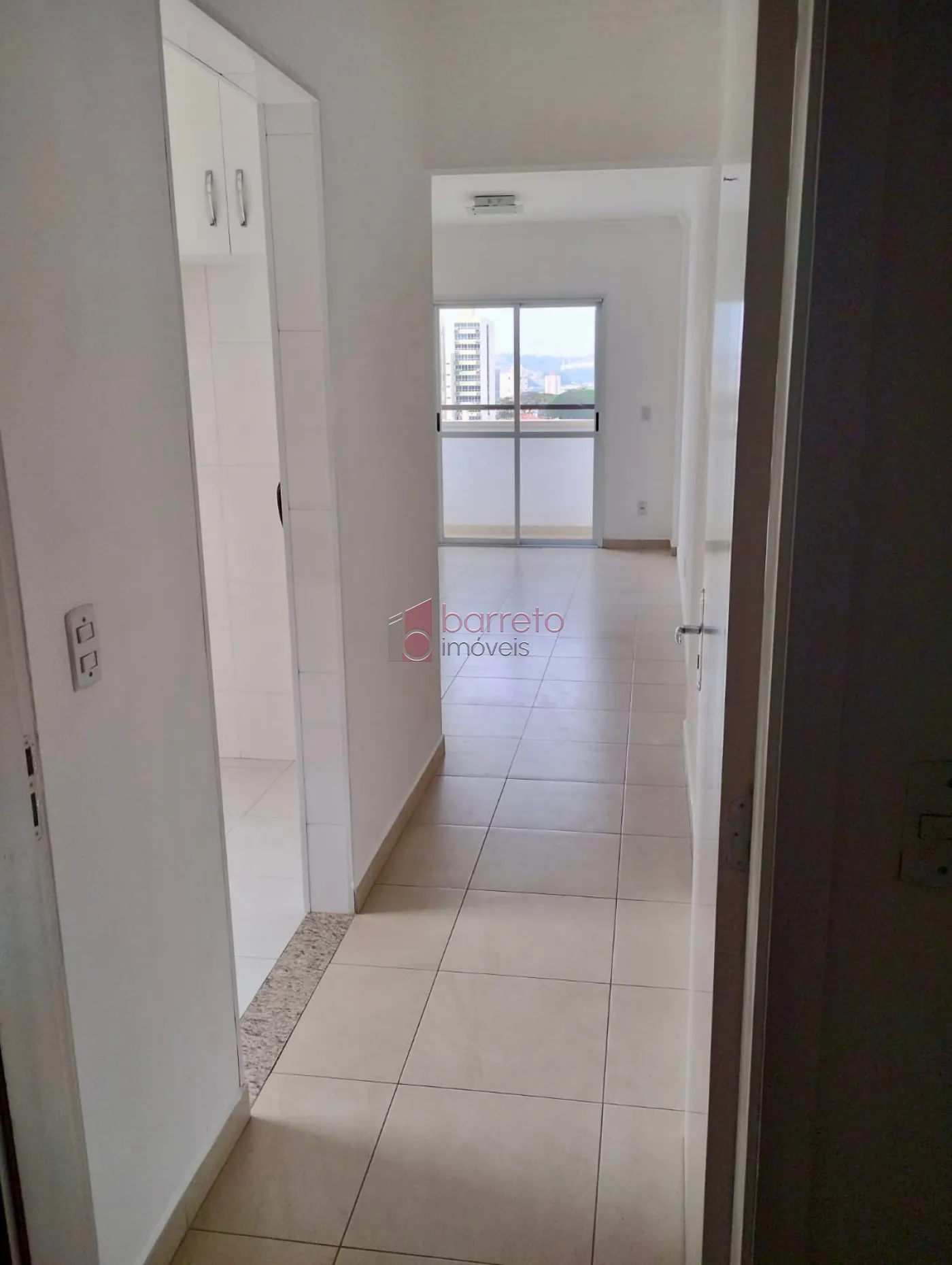 APARTAMENTO PARA VENDA E LOCAÇÃO NO EDIFÍCIO SAINT JAMES – JUNDIAÍ/SP