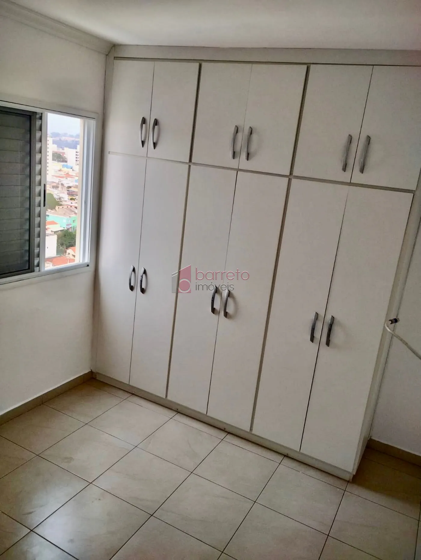 APARTAMENTO PARA VENDA E LOCAÇÃO NO EDIFÍCIO SAINT JAMES – JUNDIAÍ/SP