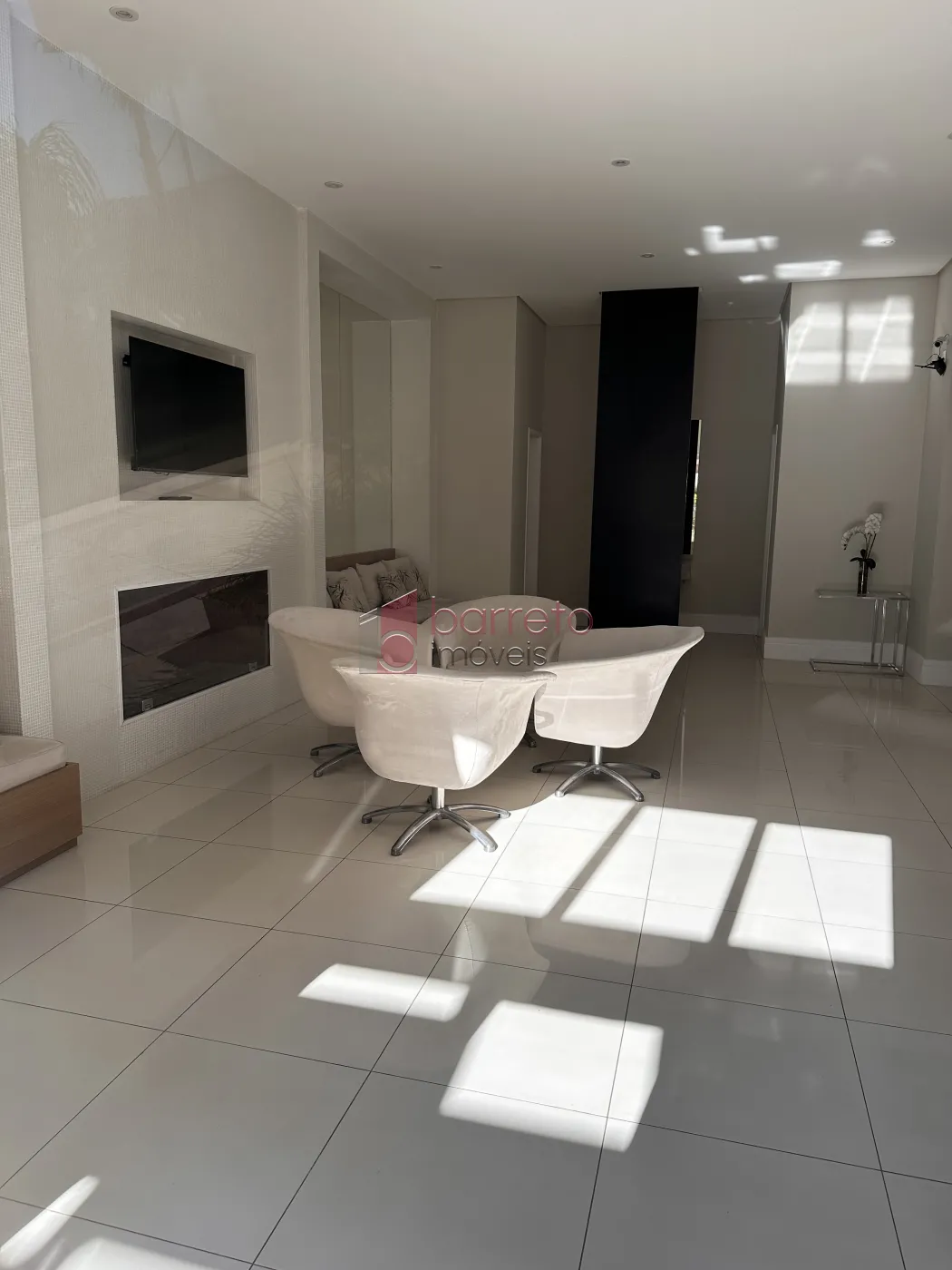 FLAT MOBILIADO PARA LOCAÇÃO NO IN DESIGN RESIDENCE – JUNDIAÍ/SP