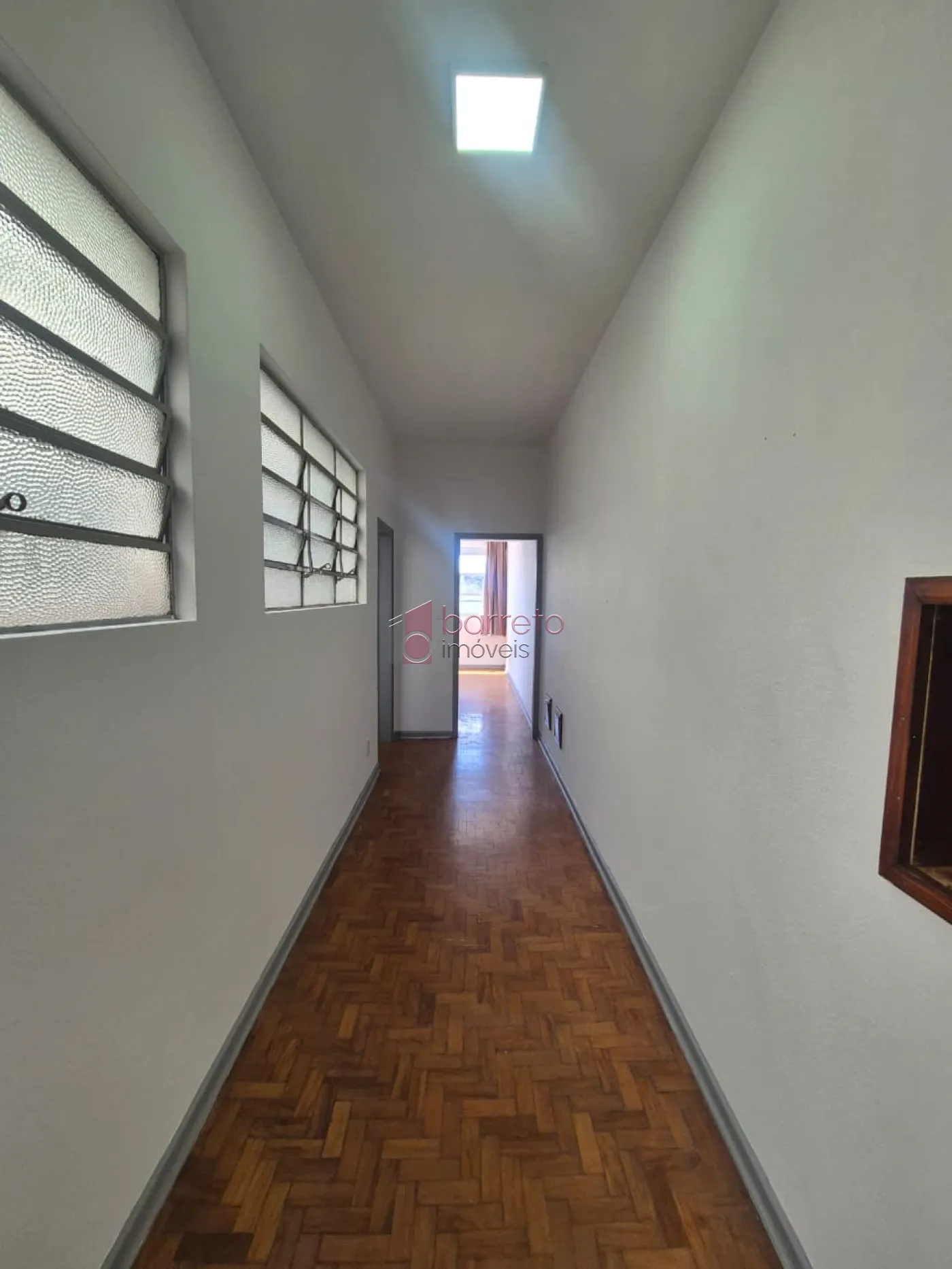 APARTAMENTO À VENDA NO CONDOMÍNIO ANTONIO FARINA NO CENTRO DE JUNDIAÍ/SP