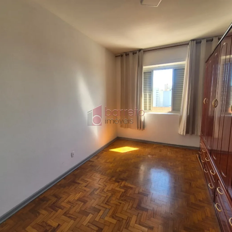 APARTAMENTO À VENDA NO CONDOMÍNIO ANTONIO FARINA NO CENTRO DE JUNDIAÍ/SP