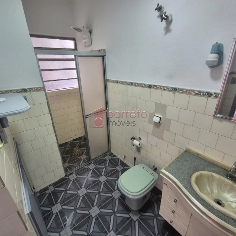 APARTAMENTO À VENDA NO CONDOMÍNIO ANTONIO FARINA NO CENTRO DE JUNDIAÍ/SP