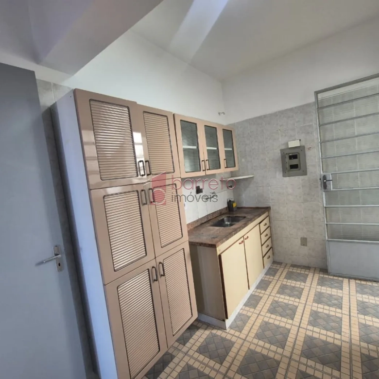 APARTAMENTO À VENDA NO CONDOMÍNIO ANTONIO FARINA NO CENTRO DE JUNDIAÍ/SP