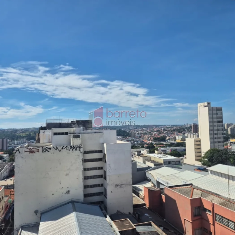 APARTAMENTO À VENDA NO CONDOMÍNIO ANTONIO FARINA NO CENTRO DE JUNDIAÍ/SP