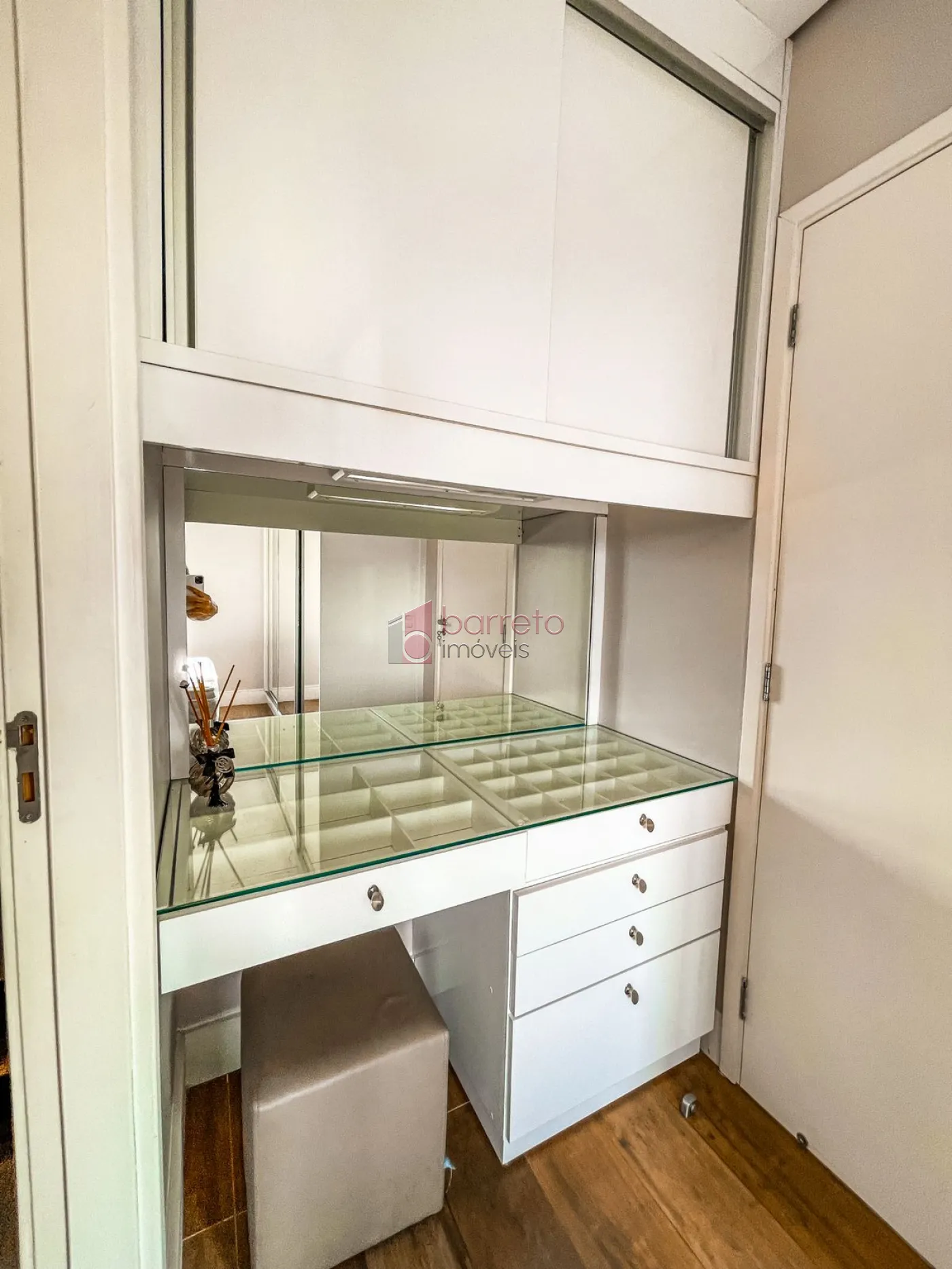 APARTAMENTO À VENDA NO CONDOMÍNIO HANBURY PARK – ENGORDADOURO – JUNDIAÍ/SP
