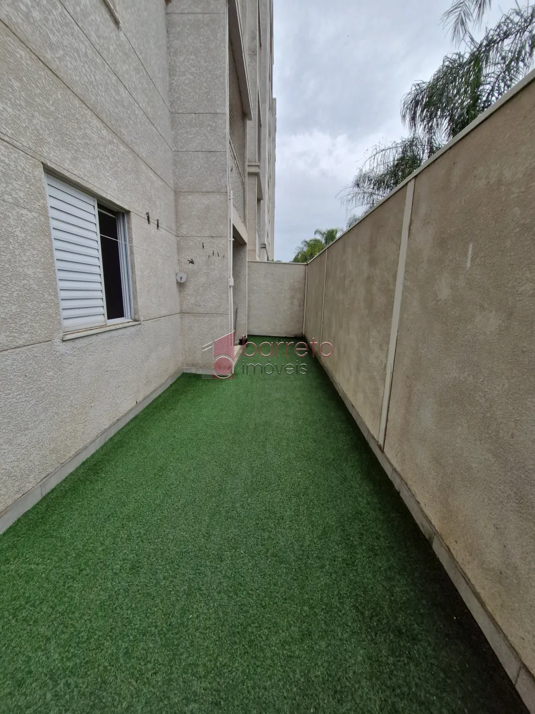 APARTAMENTO MOBILIADO TÉRREO GARDEN PARA LOCAÇÃO NO CONDOMÍNIO PLENO NOVO – JUNDIAÍ/SP