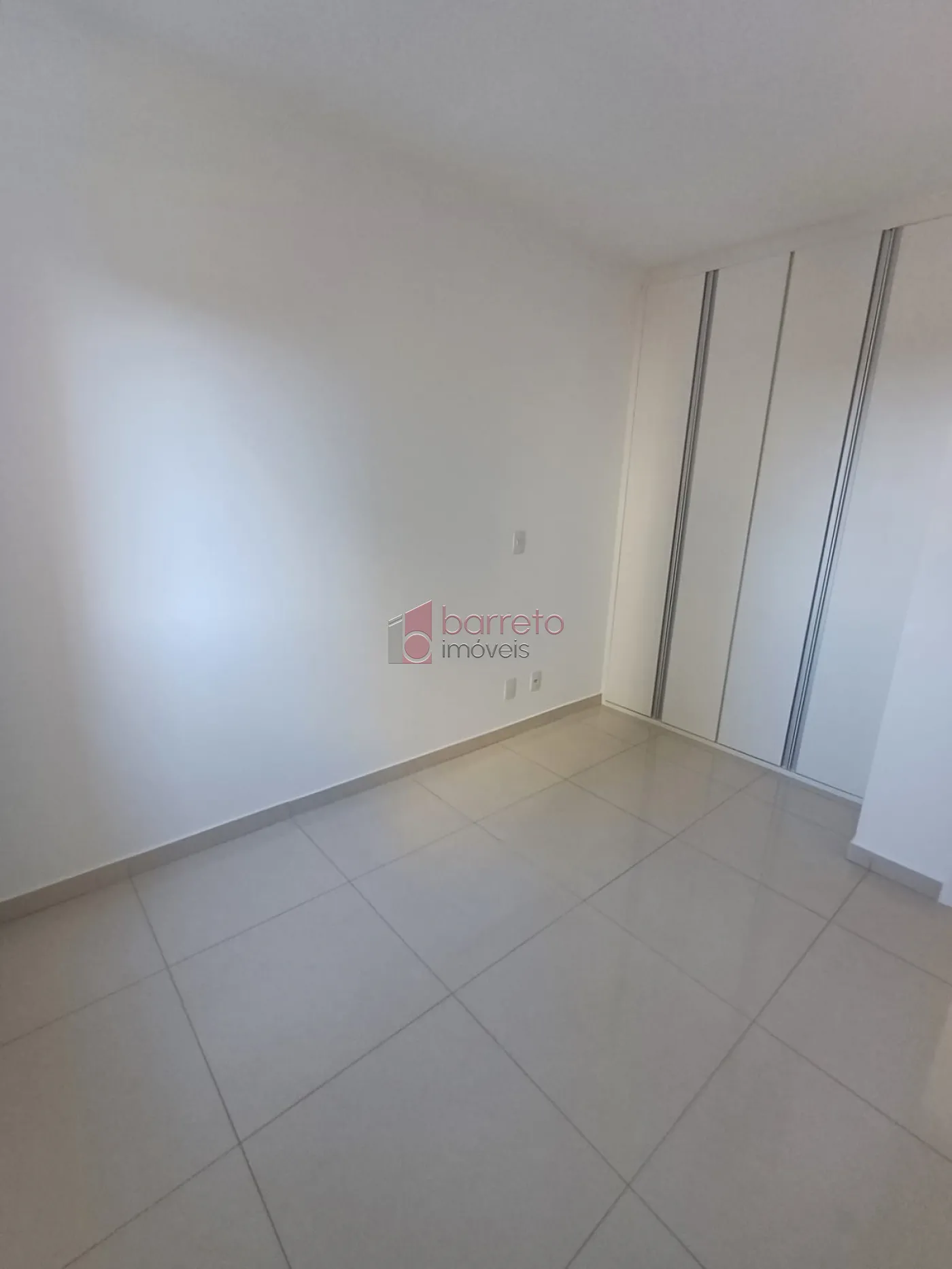 APARTAMENTO PARA LOCAÇÃO NO CONDOMÍNIO RESORT SANTA ANGELA NO BAIRRO ENGORDADOURO – JUNDIAÍ/SP
